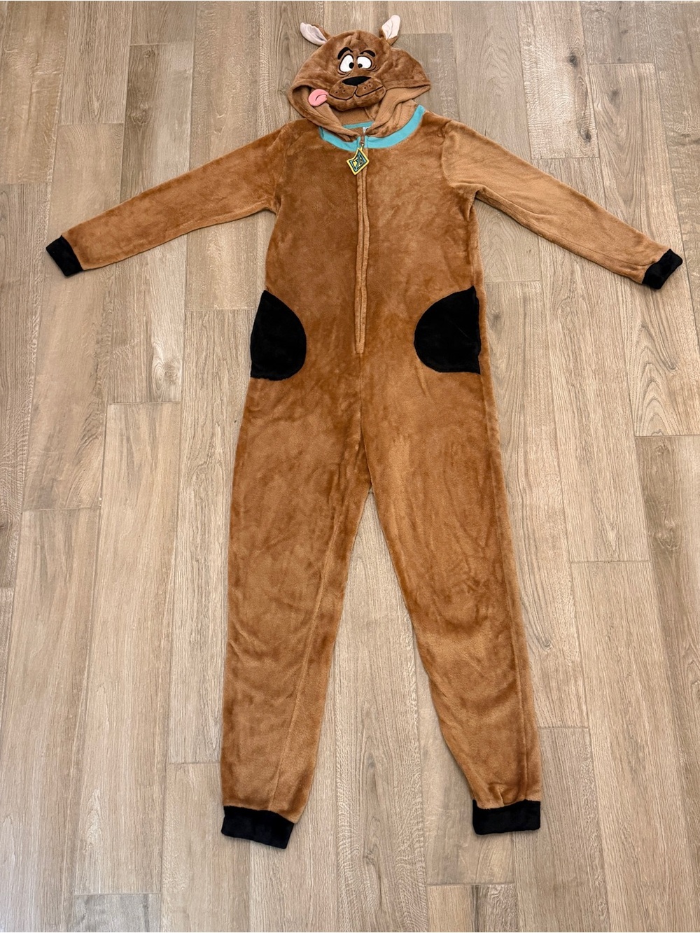 Women’s Medium Scooby Doo Onesie Halloween Costume with Pockets